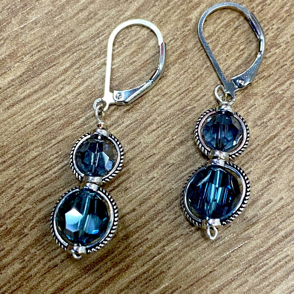Sparkly Swarovski crystals denim blue - Picture 1 of 4